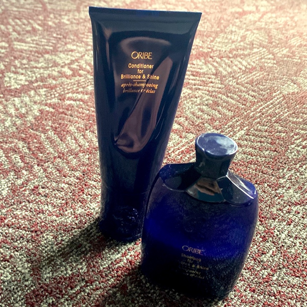 Oribe shampoo and conditioner for brilliance and shine set